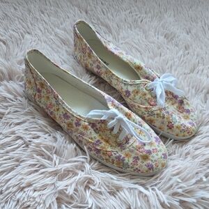 Call It Spring Cream and White Floral Loafers Summer Women's Shoes US 6
